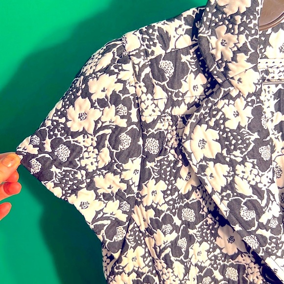 M women Blazer George Lapel Collar Two Front Pockets Buttoned Down Short Sleeve - Picture 4 of 14